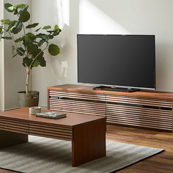 $B2,2H6q9)6H3t<02q<R(B